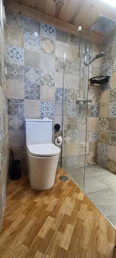 Beautiful House In Stunning Nature, 22 Minutes From Beaches, 5 Minutes To Lake, Air Condition Cool And Heat, And Very Fast Internet In All Rooms, Dishwasher, Washing Machine And Induction Cooking Silves Hébergement de vacances